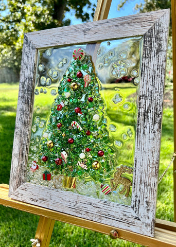 Green Christmas Tree on Glass Traditional Green Red and Gold Christmas Tree on 10”x12" Glass Red, Gold and White Beads with charms